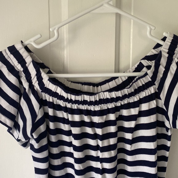 Off-the-shoulder striped maternity dress - Picture 3 of 3